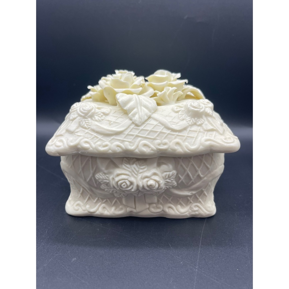 Vintage Ornate Victorian Bisque Keepsake Trinket Box Detailed